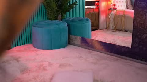 arabellaposh online show from September 20, 7:22 am