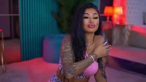 arabellaposh online show from December 3, 6:14 am