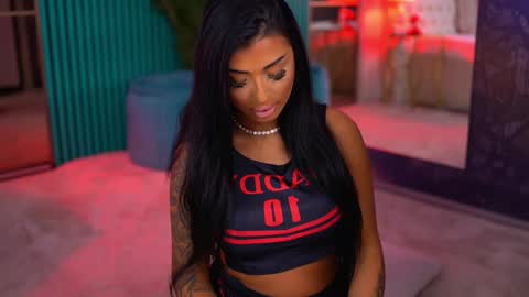 arabellaposh online show from September 22, 7:23 am