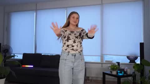 Valentina online show from December 3, 5:19 am