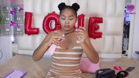   online show from February 12, 7:01 am