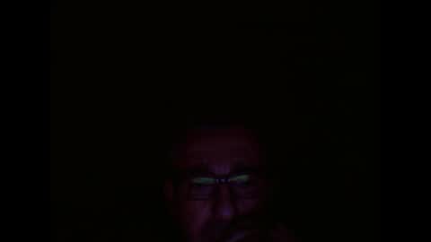 Snapshot of arammiran13 chatting on October 18, 7:40 pm arammiran13 online show from October 18, 7:40 pm