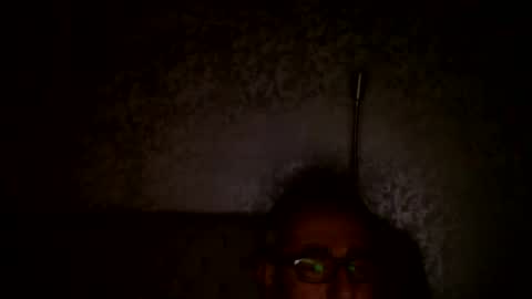 Snapshot of arammiran13 chatting on December 31, 8:12 pm arammiran13 online show from December 31, 8:12 pm