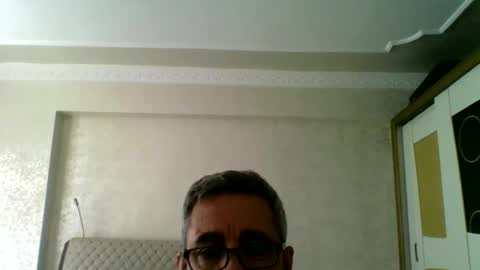 Snapshot of arammiran13 chatting on February 26, 1:00 pm arammiran13 online show from February 26, 1:00 pm