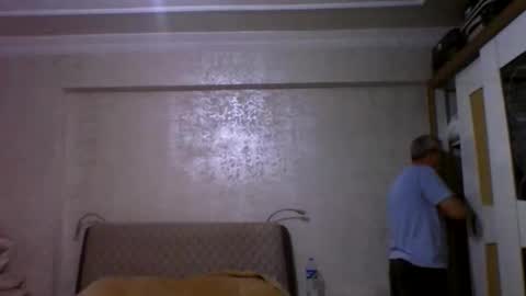 Snapshot of arammiran13 chatting on October 12, 7:05 pm arammiran13 online show from October 12, 7:05 pm