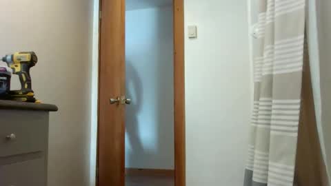 arbor_tre online show from March 24, 6:03 pm