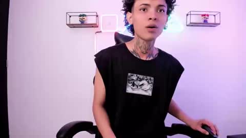 Arceluz  online show from January 31, 7:29 pm