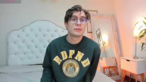 Archie online show from February 8, 11:22 am