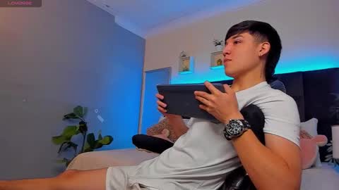 Ares online show from December 16, 4:02 pm