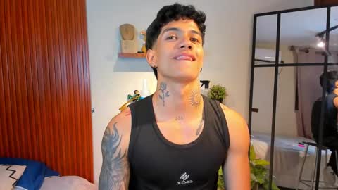 Snapshot of aress444 chatting on September 16, 2:02 am aress444 online show from September 16, 2:02 am