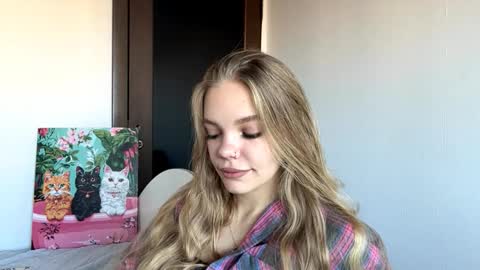 Amelia online show from December 16, 7:04 am