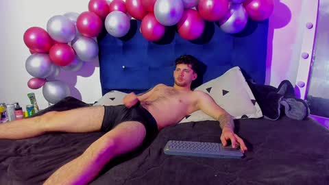 Ari and loggan online show from December 17, 12:34 am