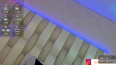 ari_lynn_ online show from March 17, 3:00 am