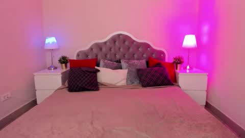 Snapshot of aria_blisss chatting on October 8, 1:13 am aria_blisss online show from October 8, 1:13 am