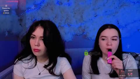 Aria online show from April 3, 7:32 pm