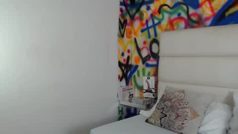 aria online show from February 9, 3:32 am