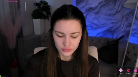 aria_mila online show from March 31, 3:18 am