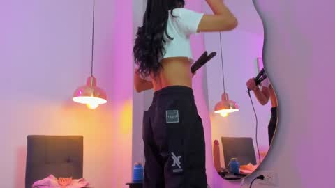 aria_millers1 online show from May 20, 11:49 am