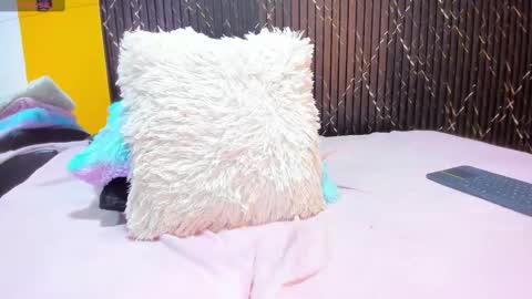 Aria Millers  online show from October 3, 12:02 pm