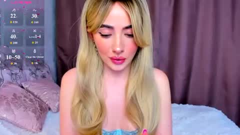 aria_montclair online show from June 16, 5:28 pm