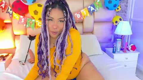 ARIA PEACH  online show from June 27, 9:10 pm