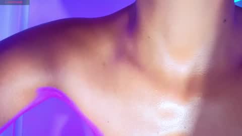 Aria online show from April 8, 5:27 pm