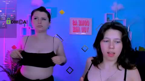 aria_wild_ online show from June 27, 6:47 pm
