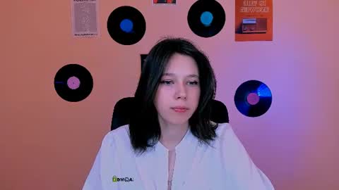 aria_wild_ online show from June 20, 7:20 pm