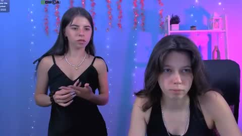 aria_wild_ online show from August 1, 7:04 pm