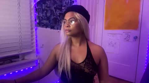 Aria Atelier online show from December 22, 8:10 am