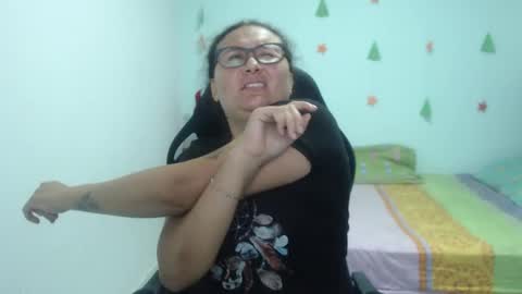 ...Ariana... online show from January 28, 6:28 pm