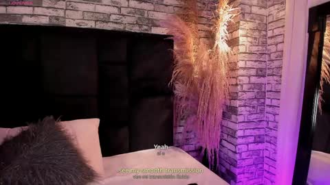 -  -. .- Ariadna -. .-  - online show from March 30, 1:00 pm