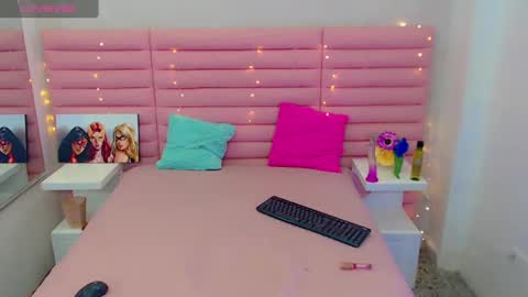Snapshot of ariadna_princes chatting on February 15, 7:06 am ARIADNA online show from February 15, 7:06 am