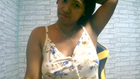 ariah13 online show from June 14, 7:21 am