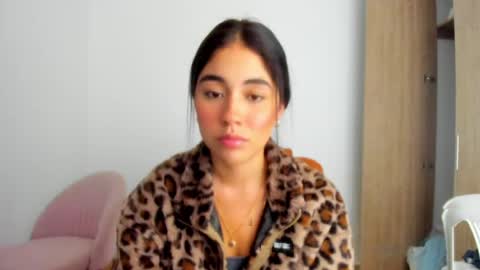 Aria Montgomery online show from April 26, 3:04 am