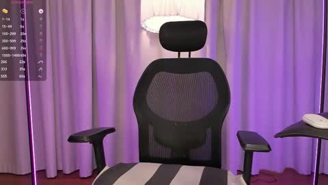 DaniAri - dimension X at night NY time online show from October 17, 7:01 am