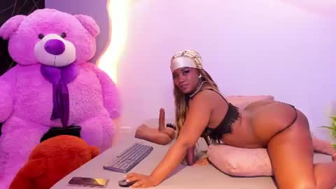 Ariana online show from June 13, 2:05 pm