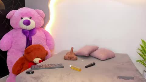 Ariana online show from June 5, 1:16 pm