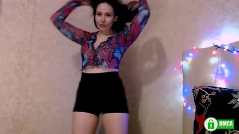 arianakuiper online show from January 9, 8:36 pm