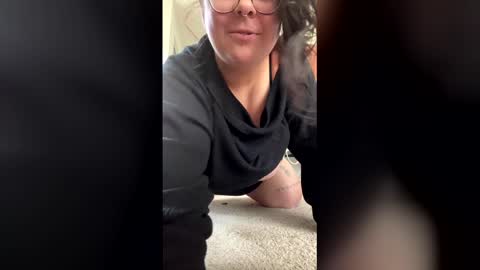 arianalrivera14 online show from May 7, 3:41 pm
