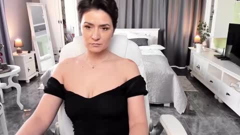 Ana online show from March 11, 9:02 am