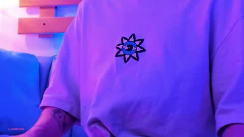 Ari  online show from October 22, 12:40 pm