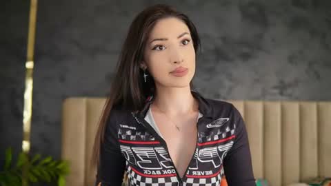 arianna_moonx online show from August 5, 12:35 pm