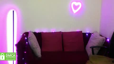 Arianna online show from December 14, 8:04 pm