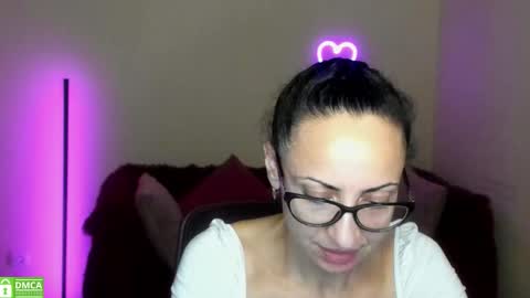 Arianna online show from September 10, 6:42 pm