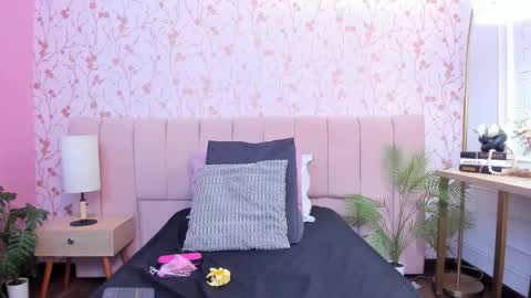 Arianna online show from December 5, 12:25 pm