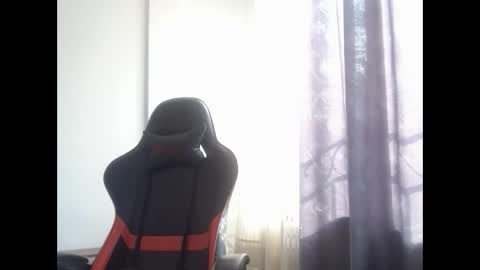 ariannaloovel online show from February 6, 9:06 pm