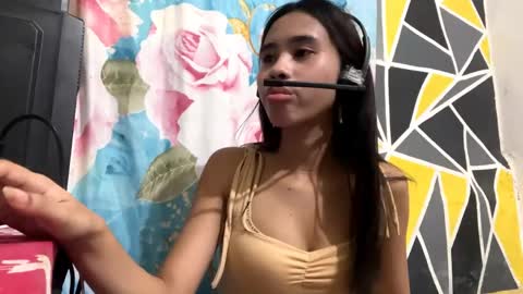 Mila online show from May 1, 2:44 pm