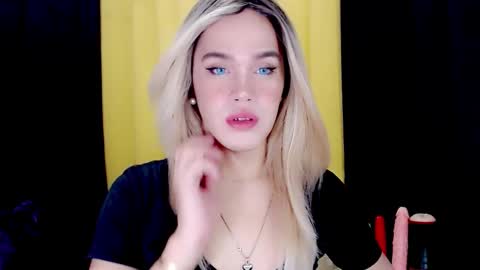 ARIANNE CUMS  online show from September 17, 7:01 am