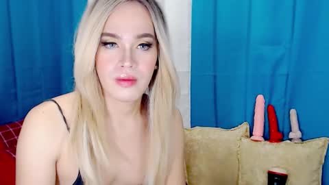 ARIANNE CUMS  online show from November 20, 6:23 am